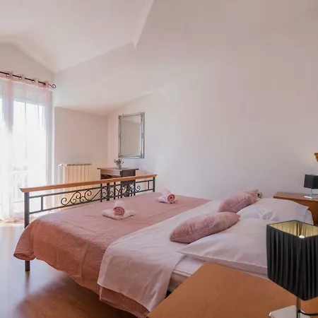 Village House Appartement *